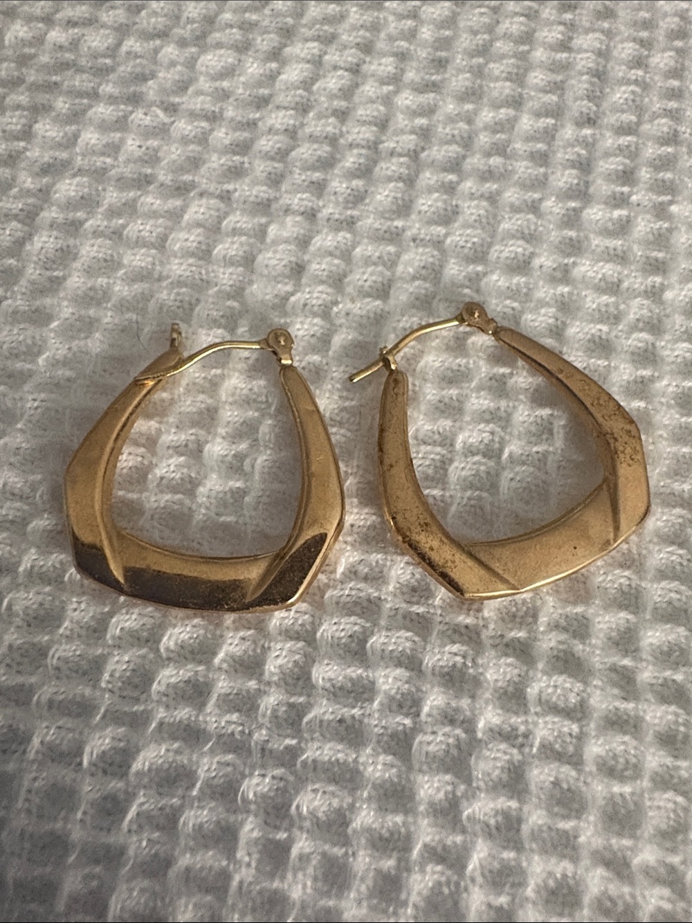 14klGold Sculpted Hoop Earrings - Elegant Women's Jewelry
